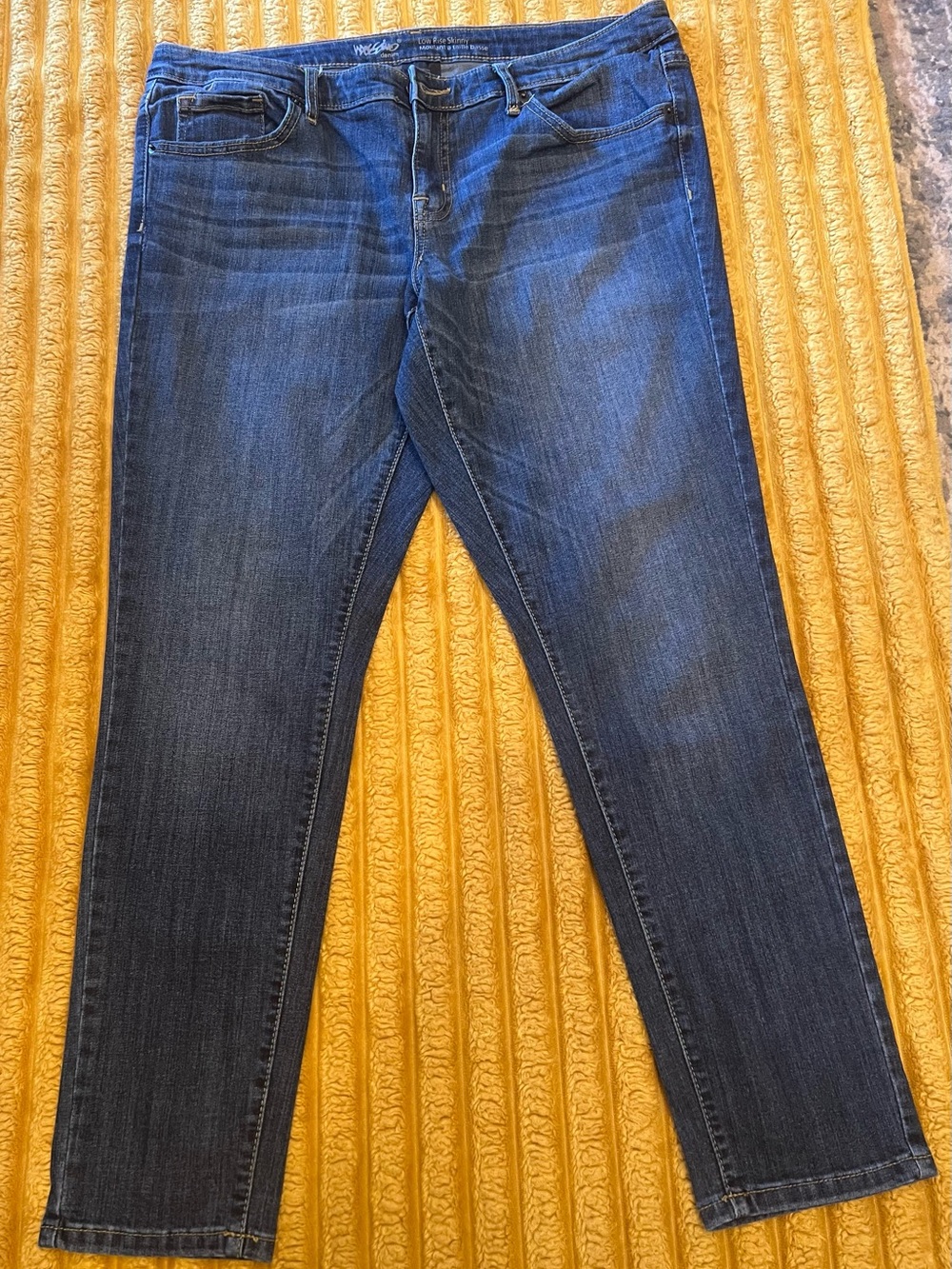 Women’s Mossimo Low Rise Skinny Dark Blue Jeans - Super Stretch